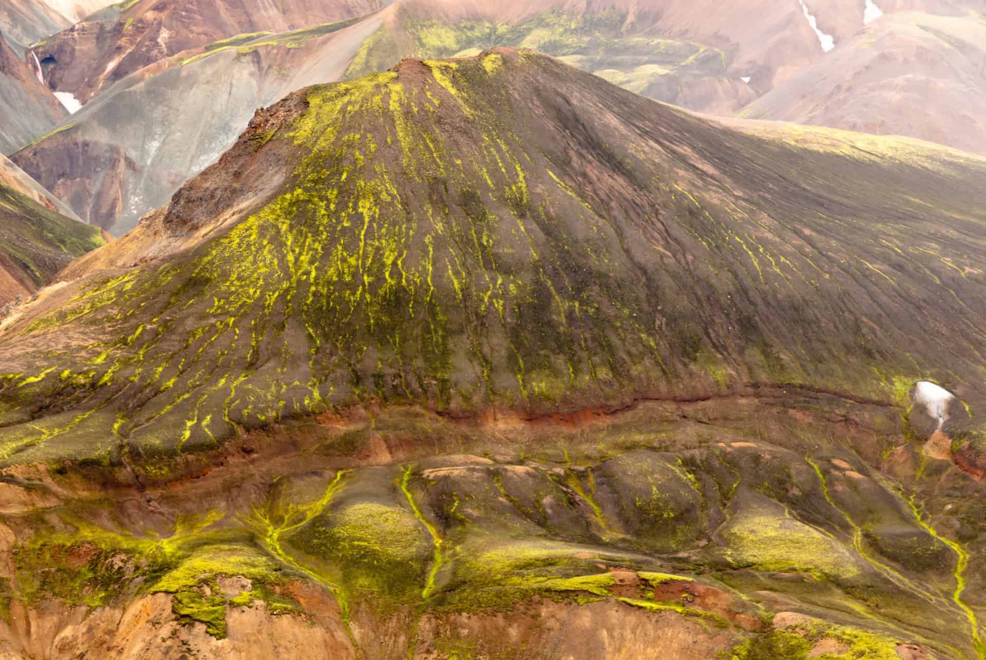 montagne rhyolite landmannalaugar