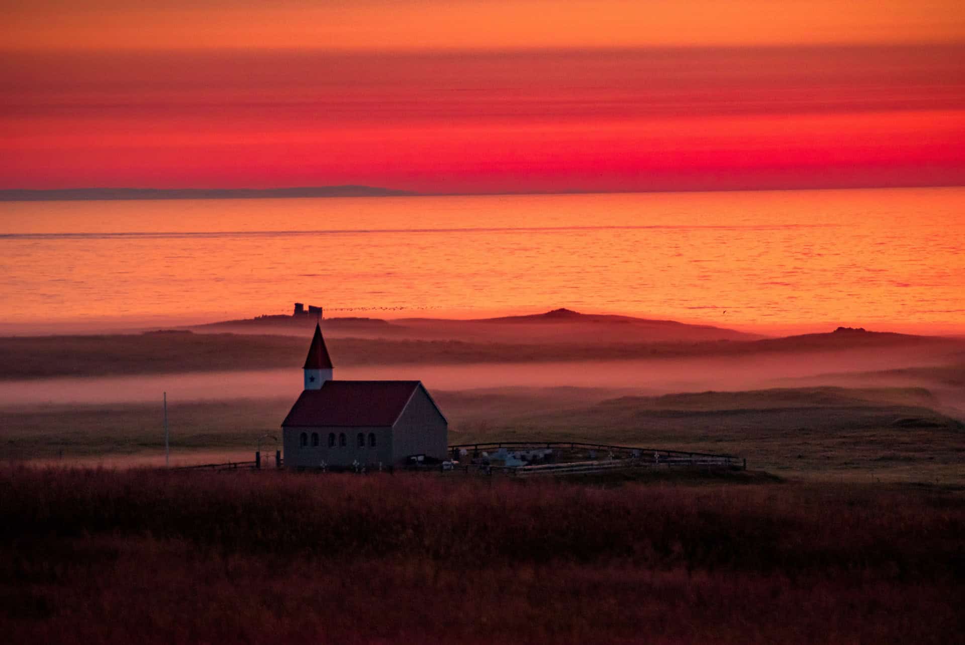 Le soleil de minuit en Islande