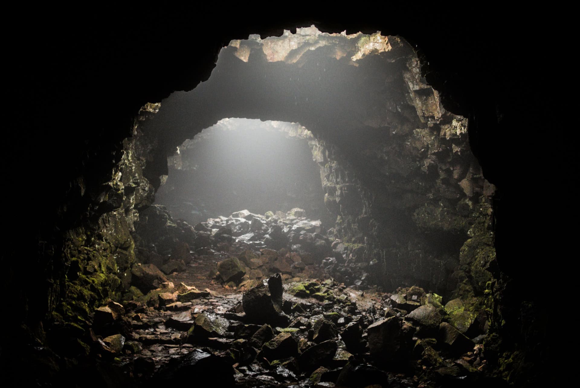 Le tunnel de lave Raufarhólshellir