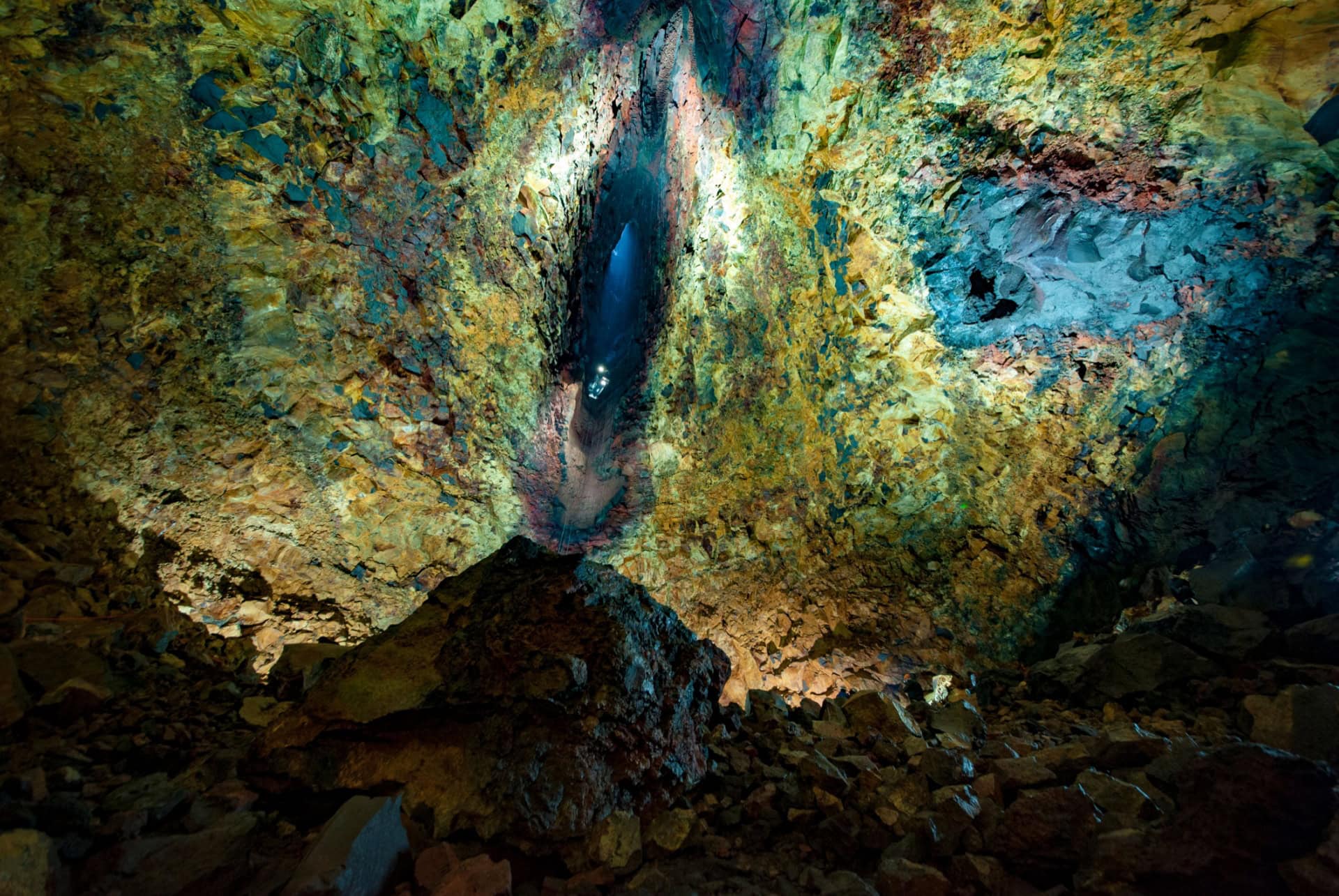 chambre magmatique volcan thrihnukagigur