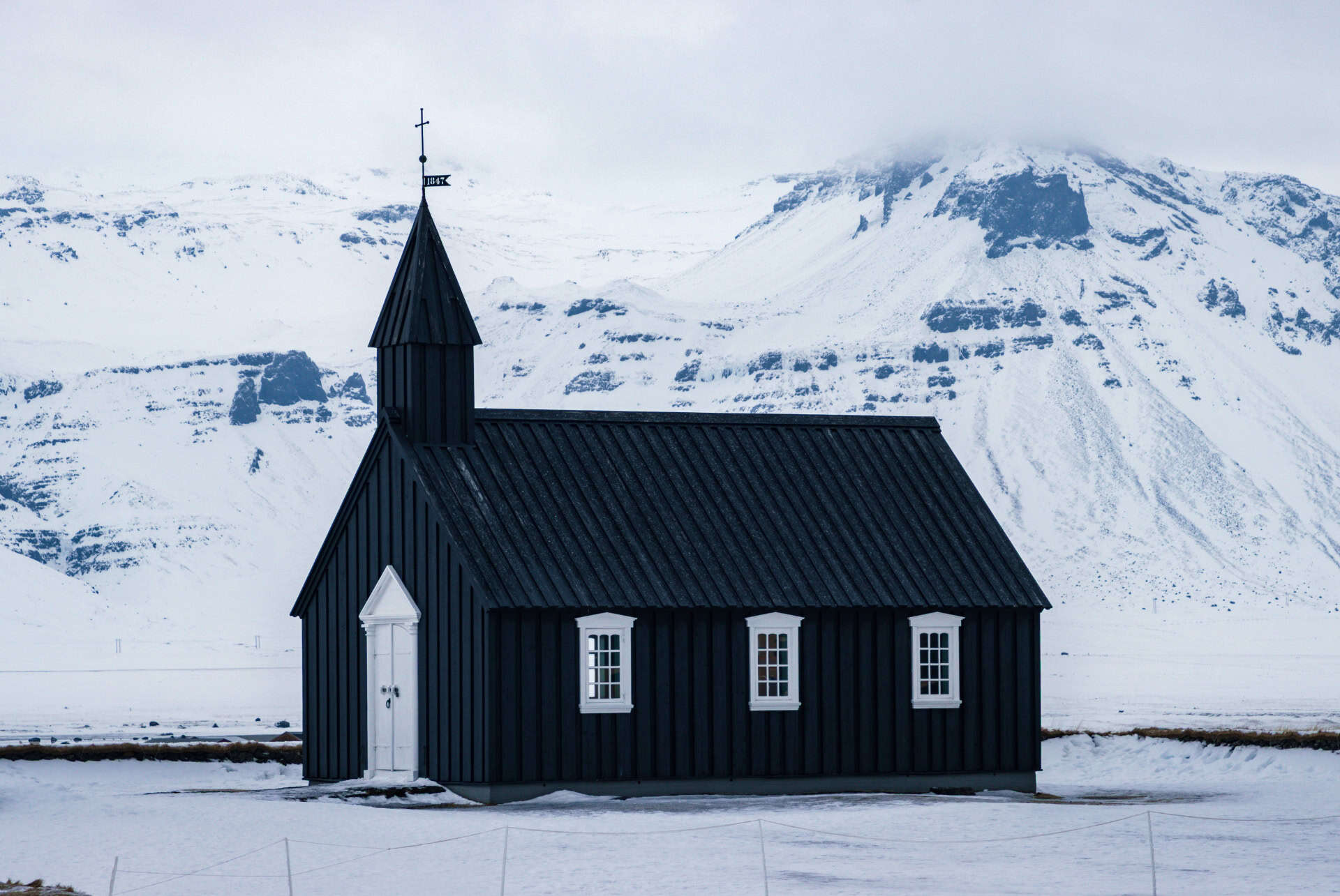 budakirkja en hiver