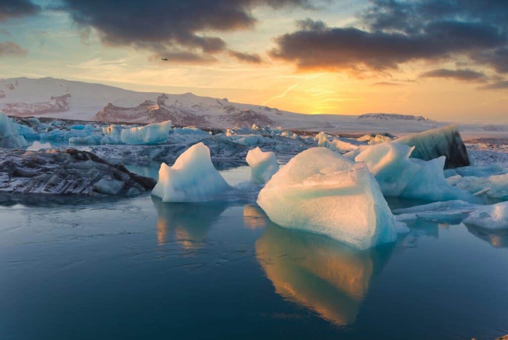Visite du lagon glaciaire de Jökulsárlón et du canyon de Fjaðrárgjúfur