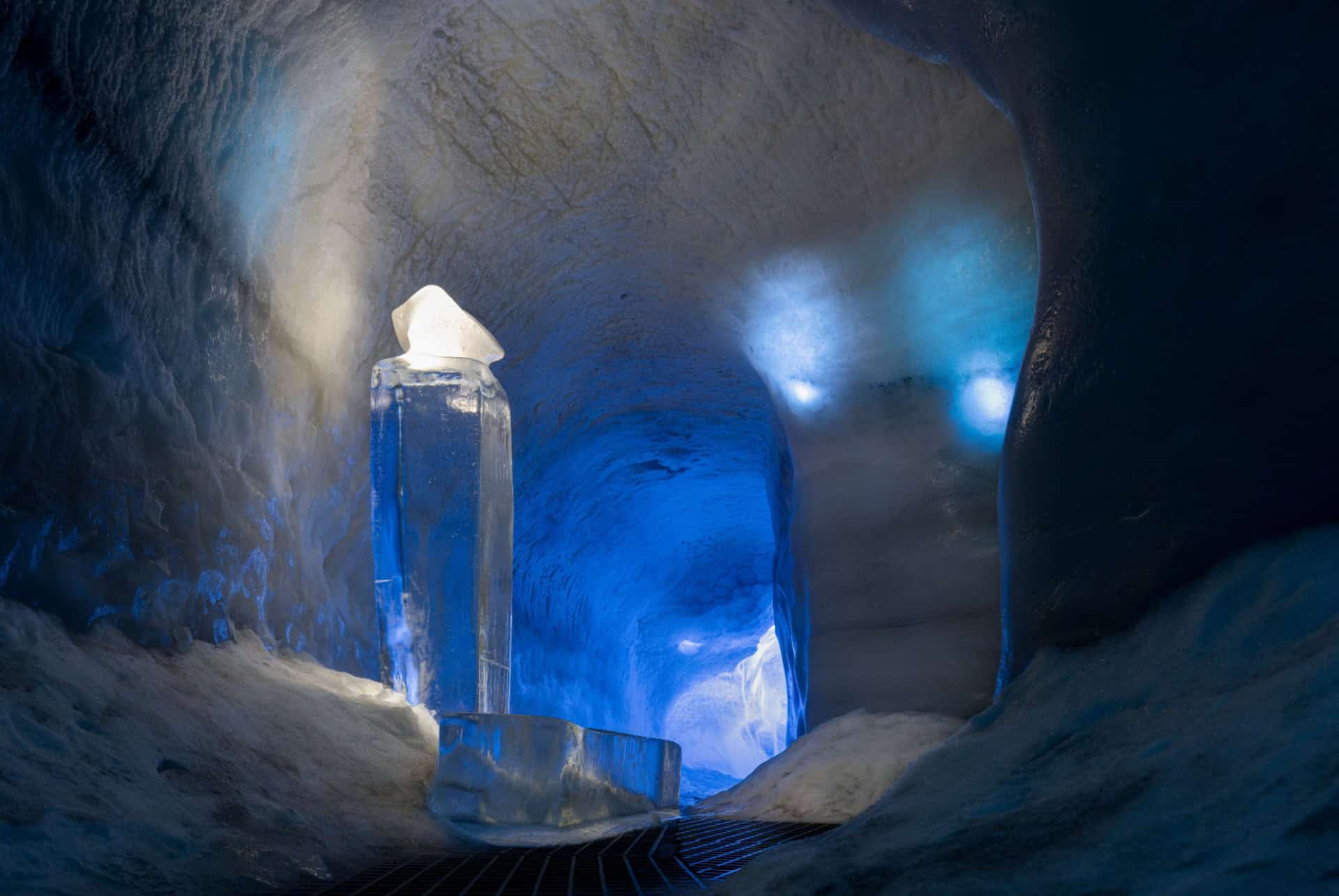 ice cave musee perlan ice cave musee perlan