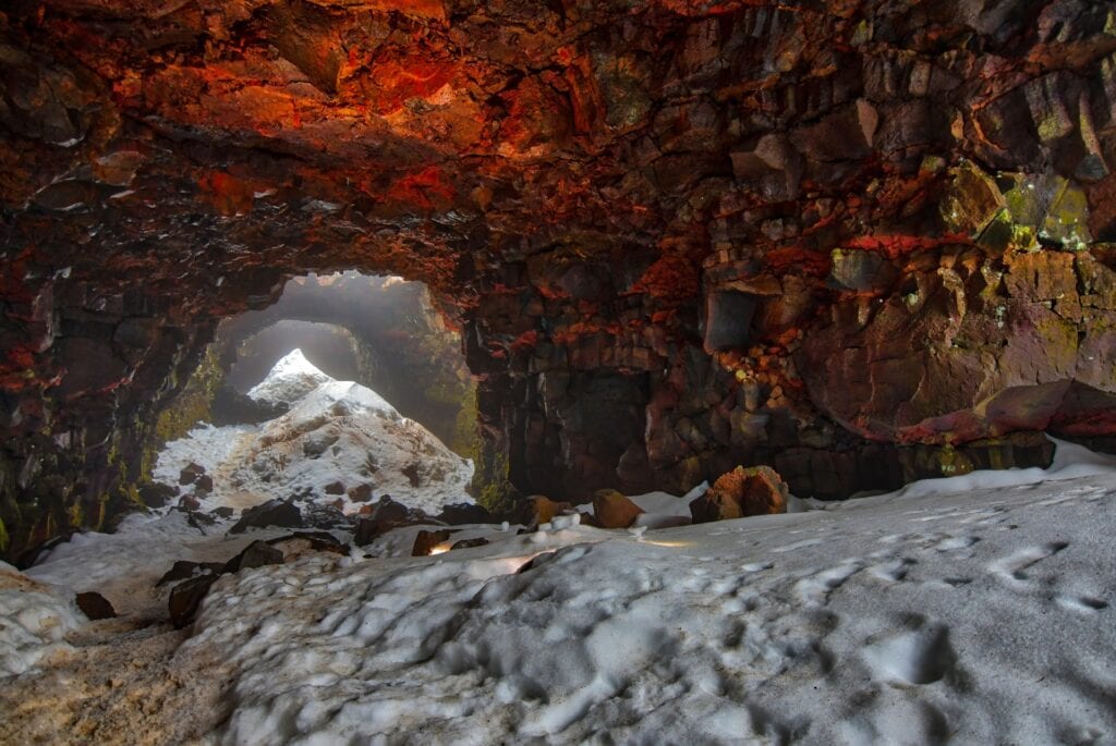 Visite classique du tunnel de Raufarhólshellir