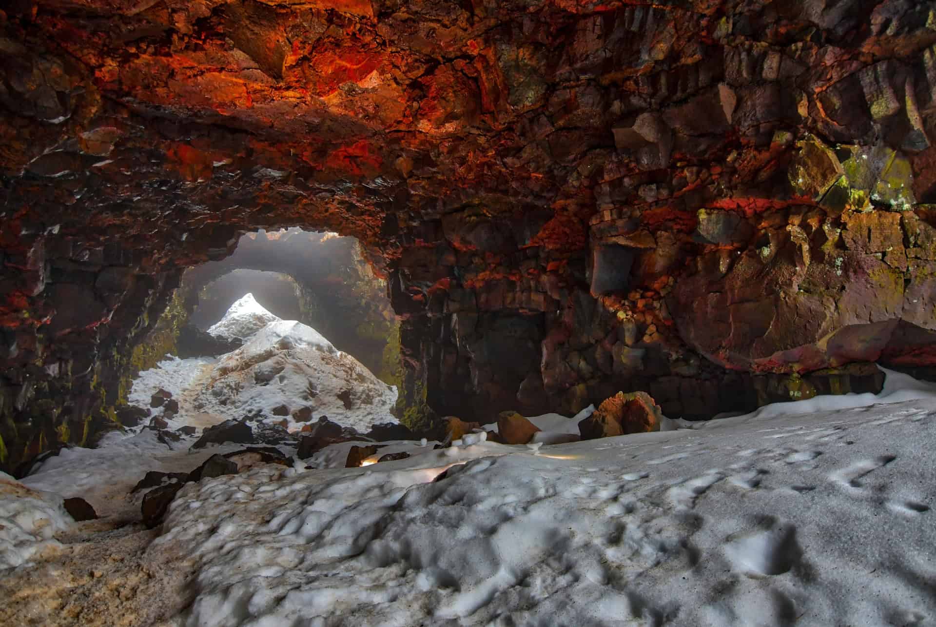 raufarholshellir islande fevrier raufarholshellir islande fevrier