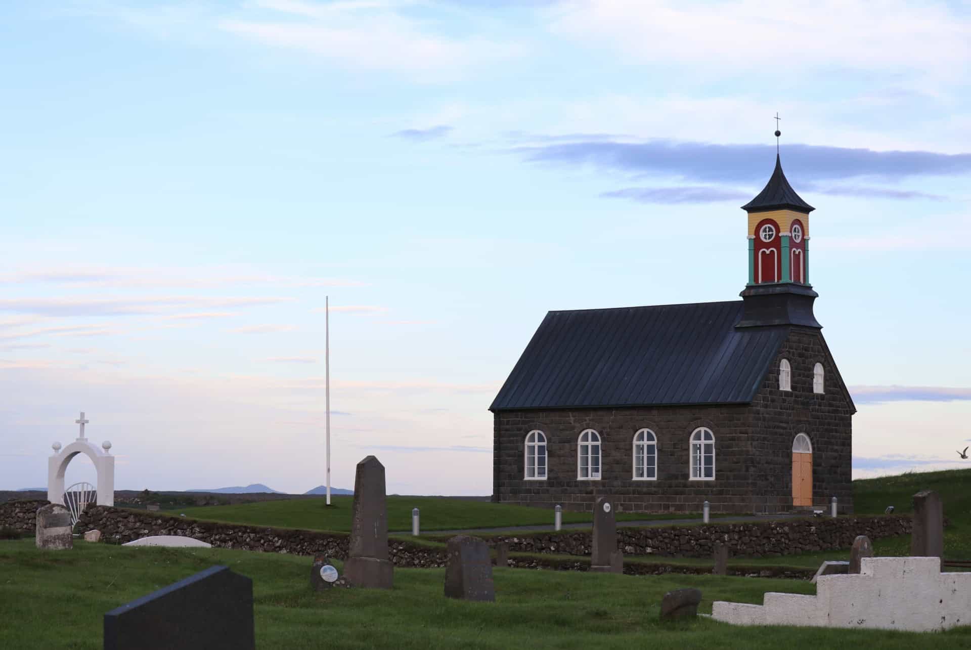hvalsneskirkja