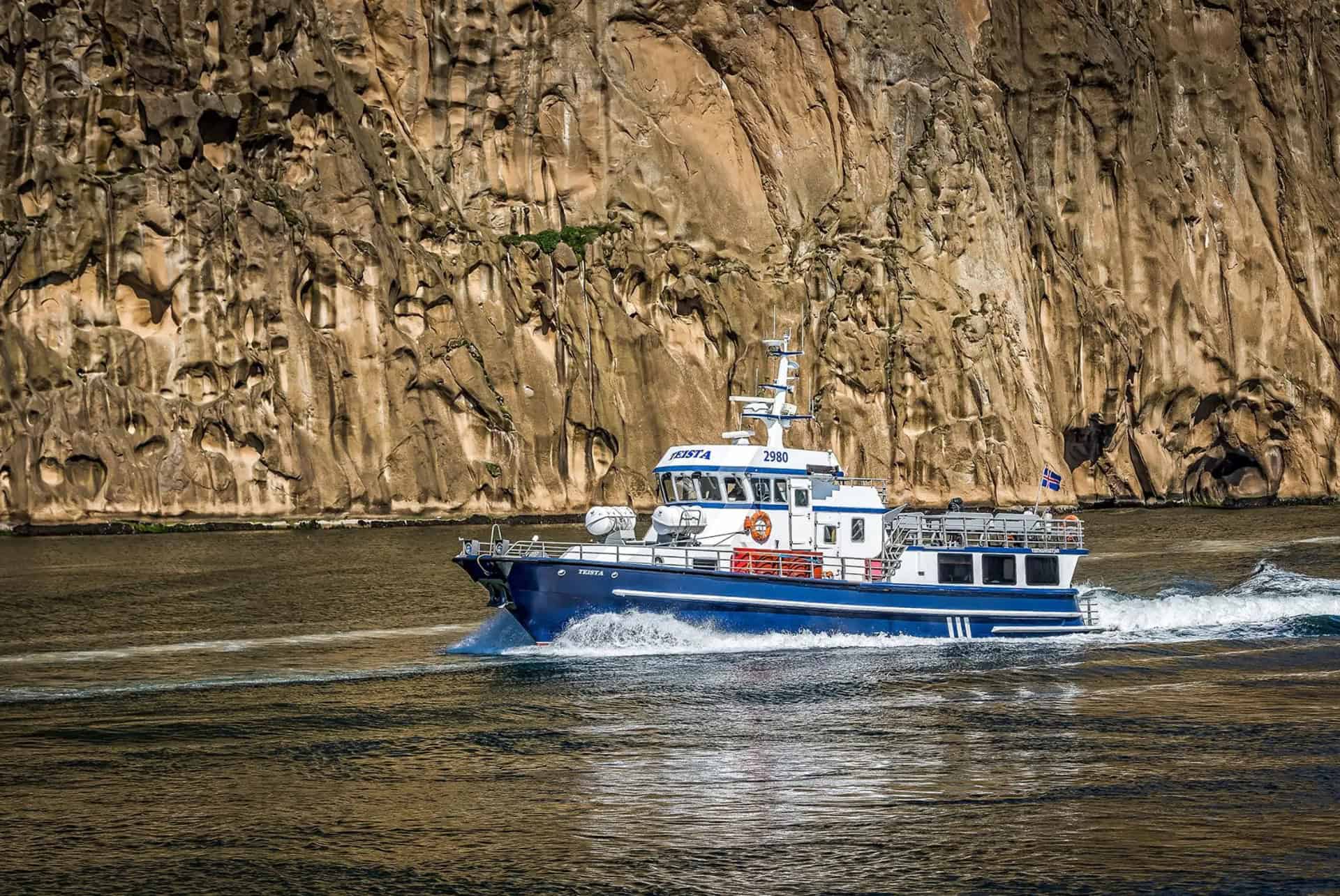 excursion bateau ile vestmann