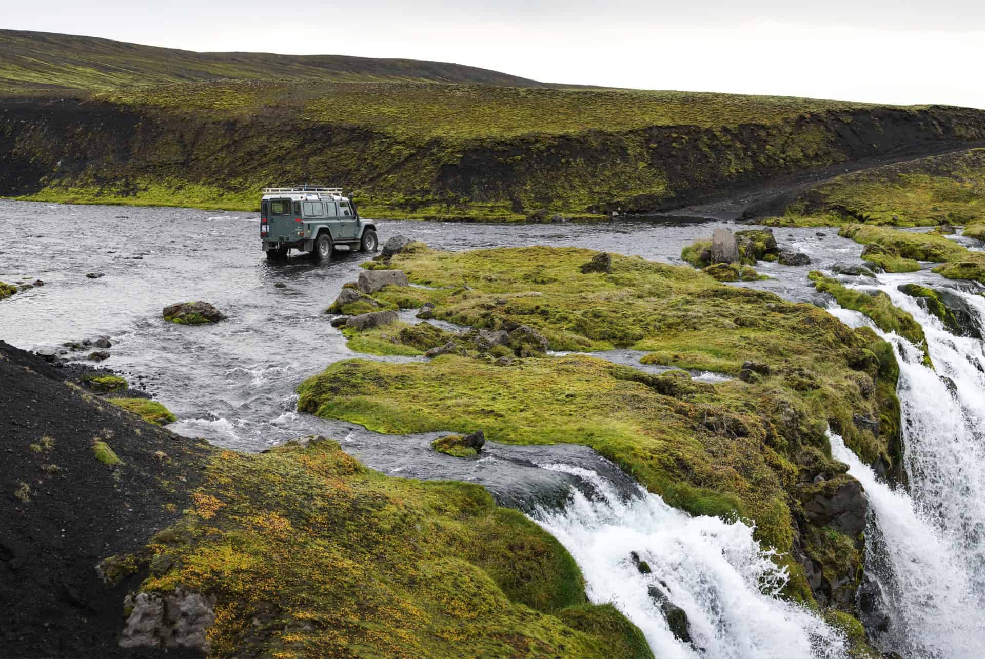quel modele location 4x4 en islande