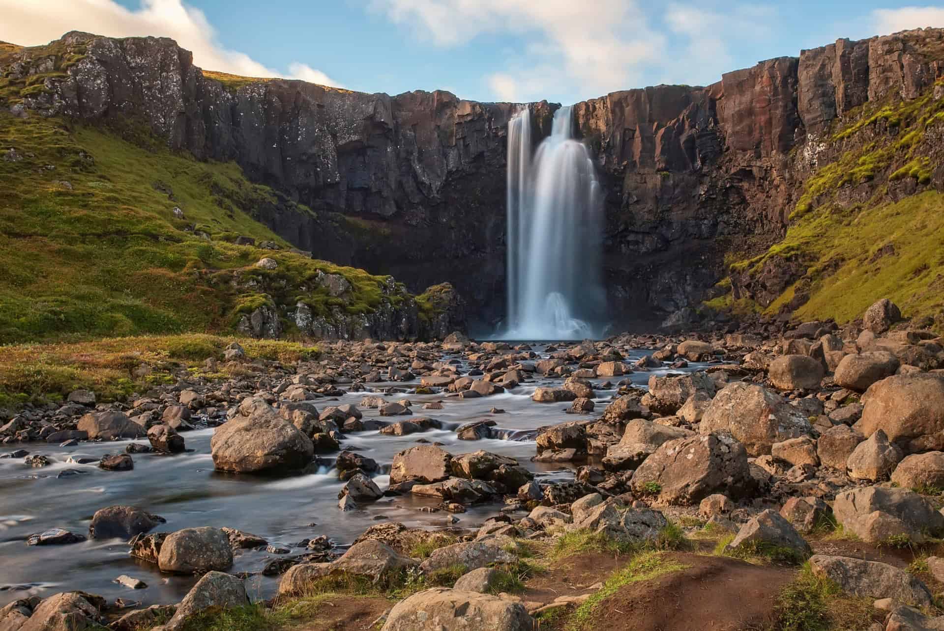 cascade de gufufoss islande cascade de gufufoss islande