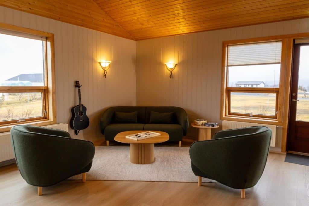 myrkholt cabin gullfoss