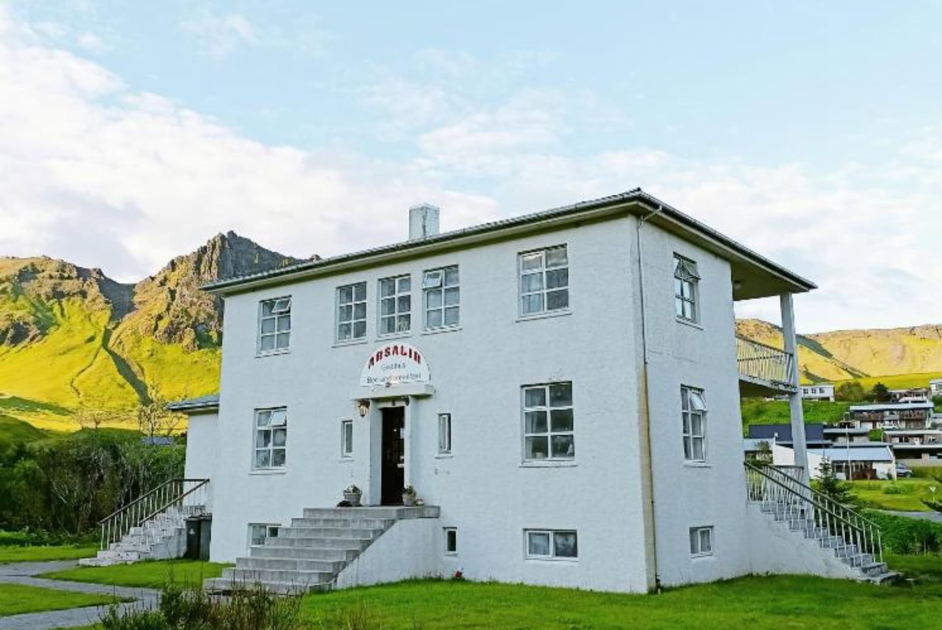 auberge arsalir guesthouses vik auberge arsalir guesthouses vik