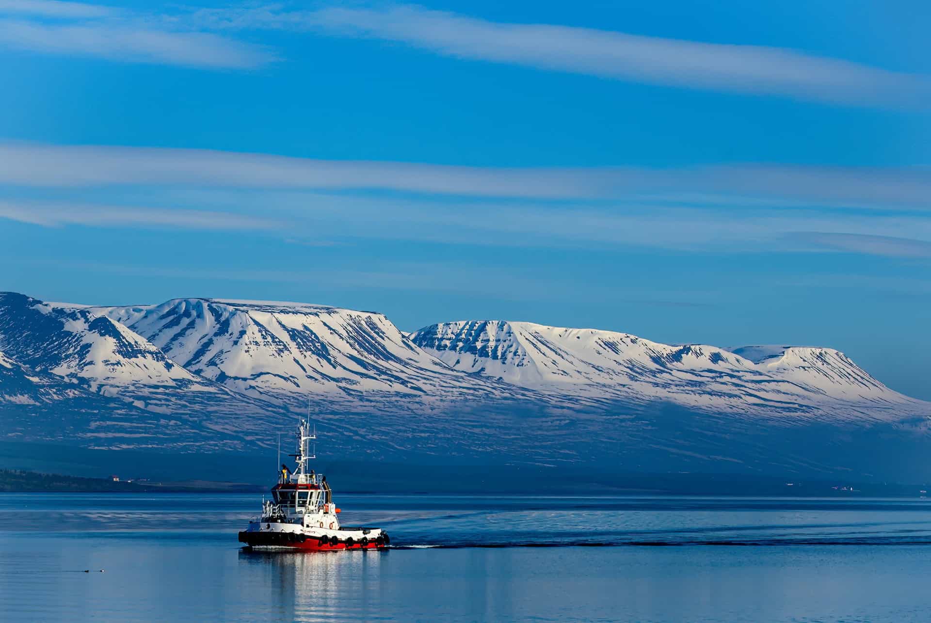 eyjafjordur fjords islande