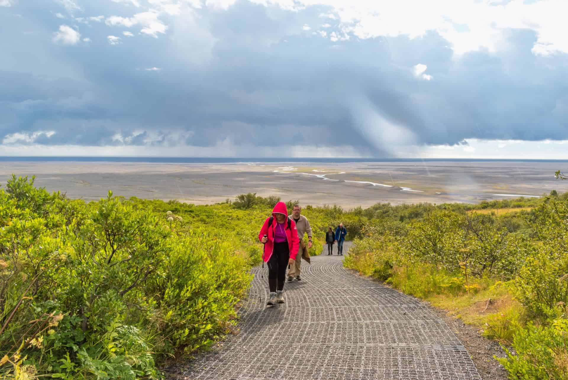 sentier randonnee facile islande sentier randonnee facile svartifoss