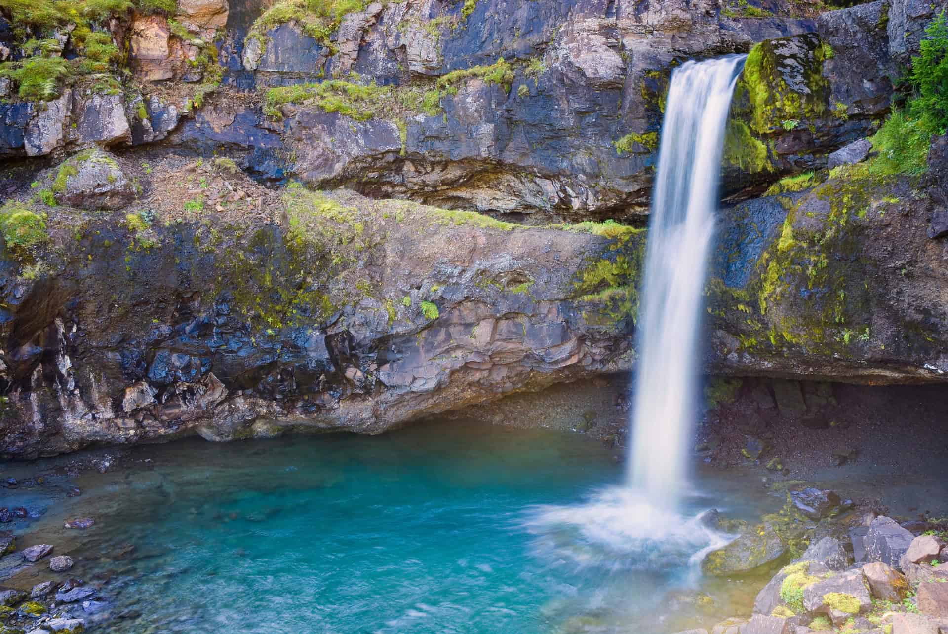 cascade gilsarfoss faskrudsfjordur cascade gilsarfoss faskrudsfjordur