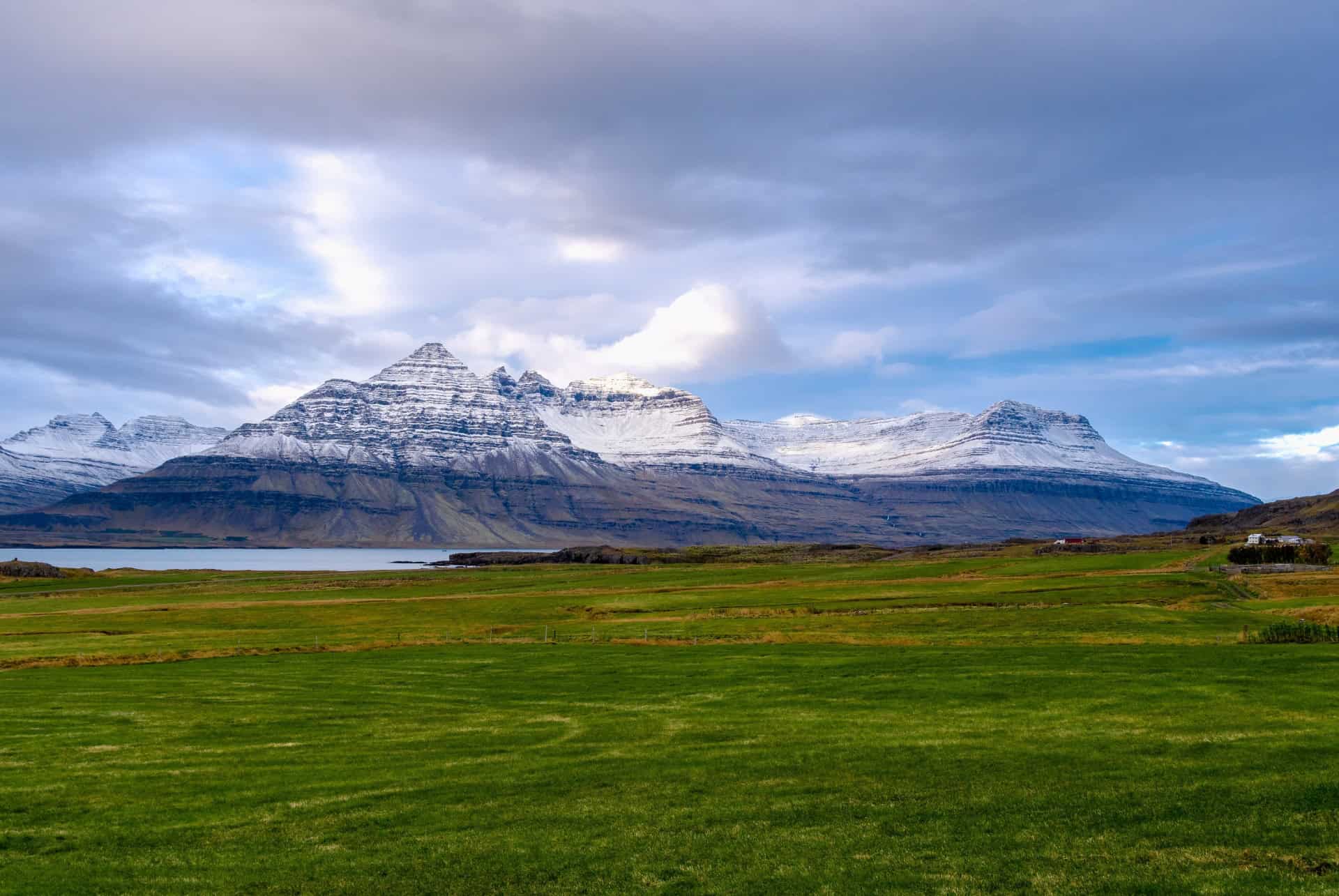 montagne bulandstindur